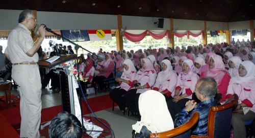 MOHD NAJIB TUN ABDUL RAZAK
