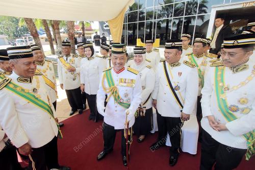 PH14_18052015_SIDANG_DUN