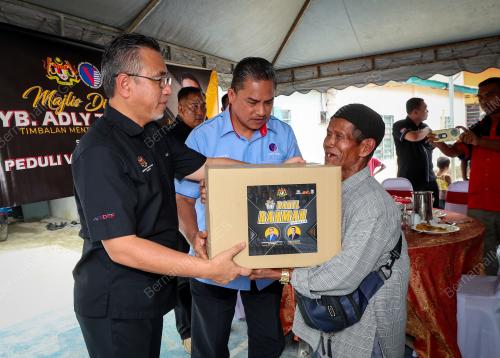 ADLY ZAHARI