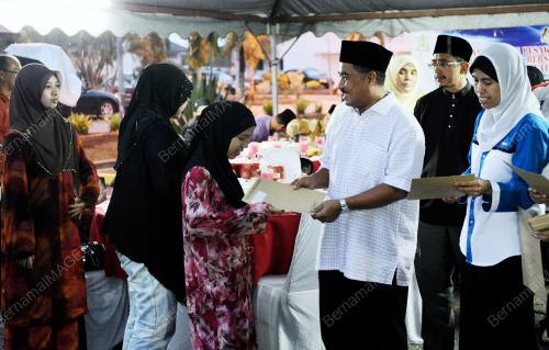 DATUK ISMAIL MOHAMED SAID