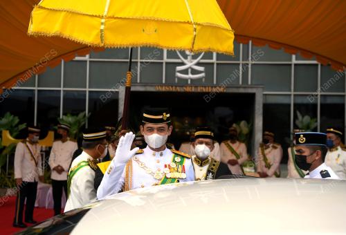 TENGKU HASSANAL IBRAHIM ALAM SHAH AL-SULTAN ABDULLAH