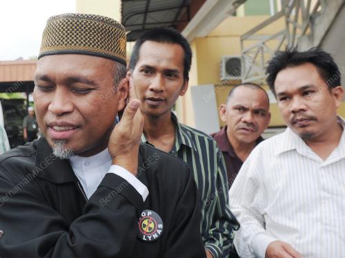 PH14_27022012_BADRUL_KHALWAT