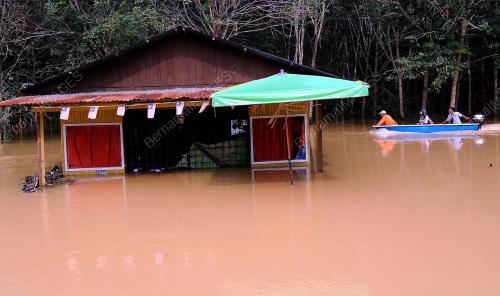 PH15_01012015_BANJIR