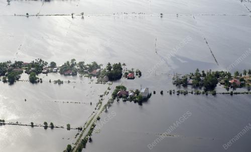 PH15_05122013_BANJIR