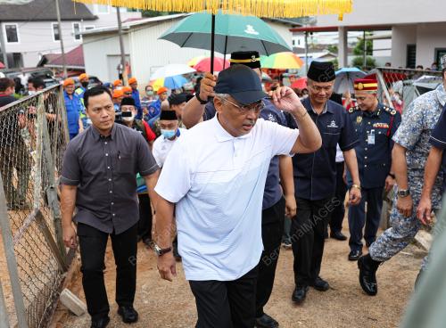 AL-SULTAN ABDULLAH RI'AYATUDDIN AL-MUSTAFA BILLAH SHAH
