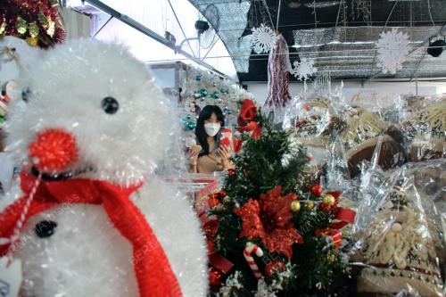 MENJELANG PERAYAAN KRISMAS