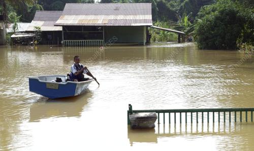 PH15_13122013_BANJIR