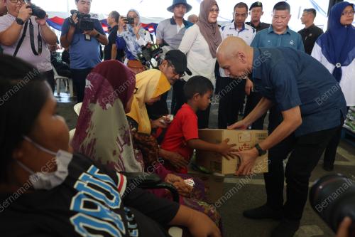 DATUK ARMIZAN MOHD ALI