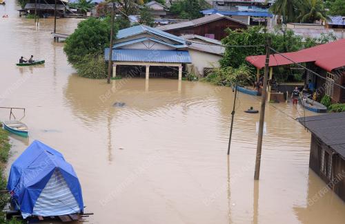 PH15_24122014_BANJIR