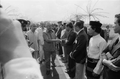 SUHARTO
