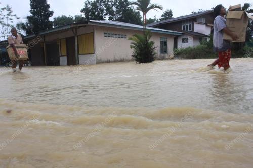 PH15_31012011_BANJIR