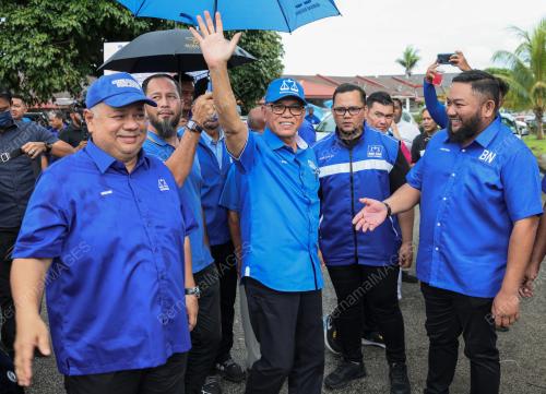 DATUK SERI WAN ROSDY WAN ISMAIL