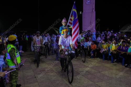 PELANCARAN KIBAR JALUR GEMILANG