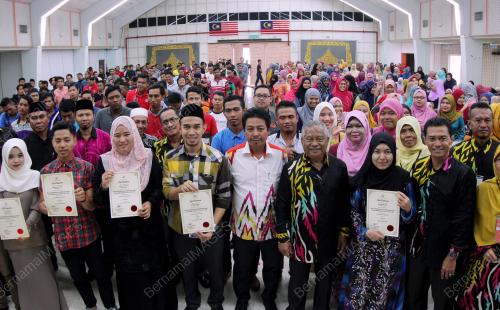 PH16_15102016_PRA_KAHWIN