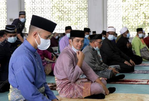TENGKU HASSANAL IBRAHIM ALAM SHAH