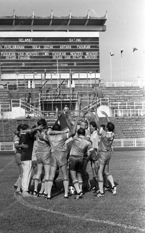 PH16_22102015_BOLA_SEPAK