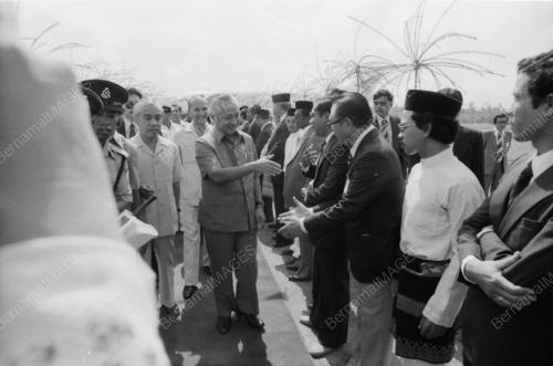 SUHARTO