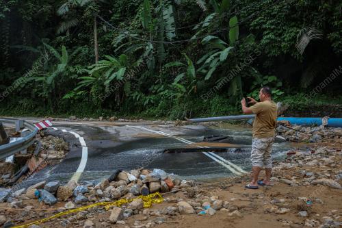BANJIR PUING