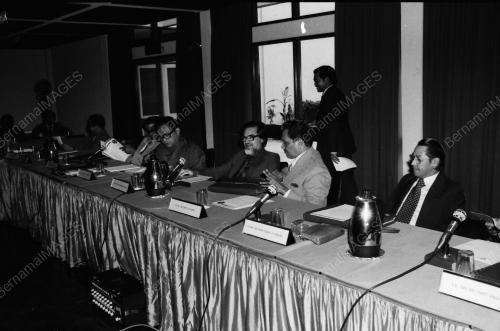 DR. MAHATHIR BIN MOHAMAD