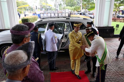 TENGKU HASSANAL IBRAHIM ALAM SHAH