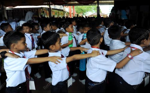 PH17_03012017_SEKOLAH