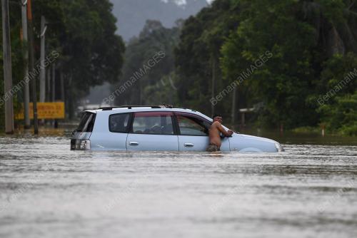 PH17_04012018_BANJIR