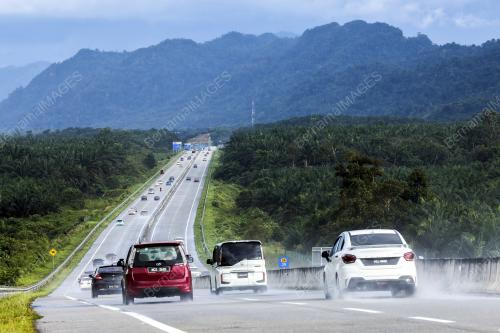 TRAFIK LANCAR DI LINGKARAN TENGAH UTAMA (LTU)