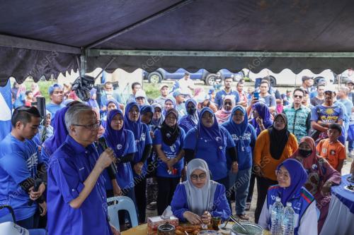 DATUK SERI ISMAIL SABRI YAAKOB