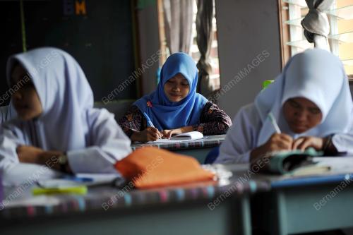 PH17_12012015_SEKOLAH