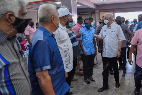 DATUK SERI ISMAIL SABRI YAAKOB