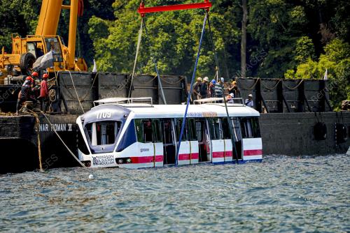 TUKUN GERABAK LRT TIOMAN