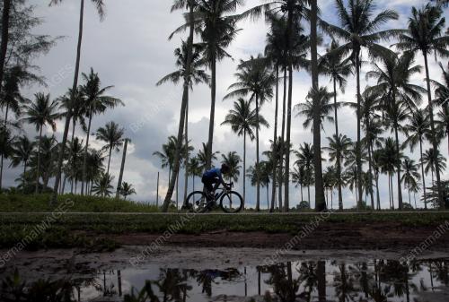 FASA PERALIHAN MONSUN TIMUR LAUT