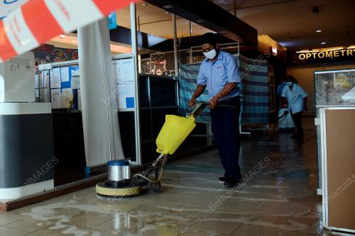 BERSIH PUSAT BELI BELAH TUTUP