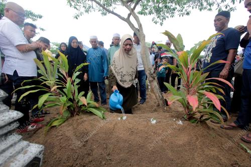 PENGEBUMIAN JENAZAH ALLAHYARHAM KONSTABEL MUHAMAD SYAFIQ AHMAD S