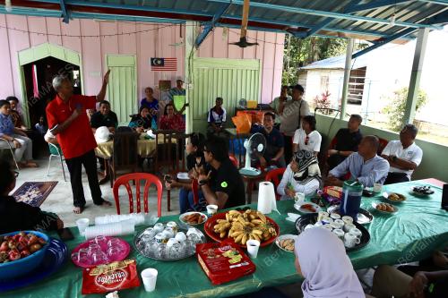 INTERNET DI PERKAMPUNG ORANG ASLI SUNGAI KELIT