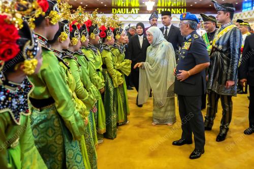 AL-SULTAN ABDULLAH RI'AYATUDDIN AL-MUSTAFA BILLAH SHAH