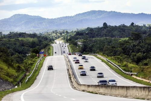 TRAFIK LANCAR DI LINGKARAN TENGAH UTAMA (LTU)
