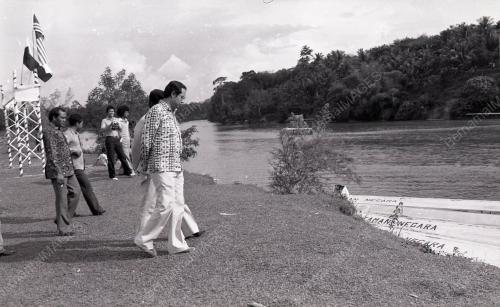 MOHD. NAJIB TUN ABDUL RAZAK