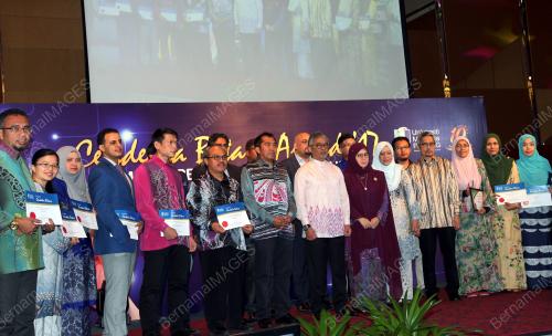 PH18_06042018_ANUGERAH