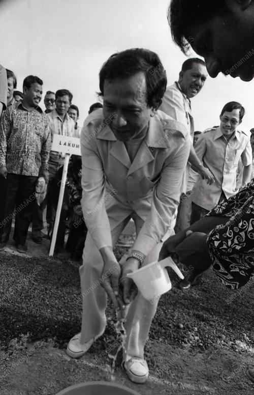 RAIS YATIM