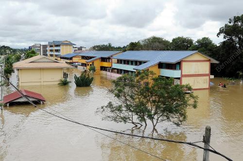 PH18_27122014_BANJIR