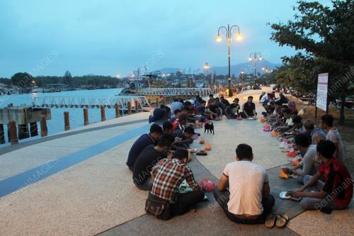 PH18_28062015_BERBUKA