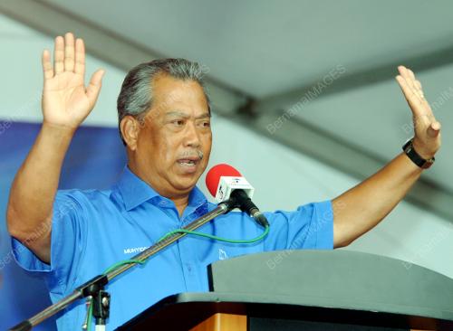 PH19_02032012_MUHYIDDIN