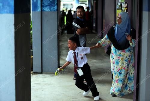 PH19_03012017_SEKOLAH
