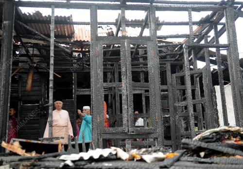 PH19_04082012_PM
