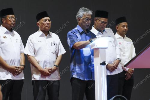 AL-SULTAN ABDULLAH RI'AYATUDDIN AL-MUSTAFA BILLAH SHAH