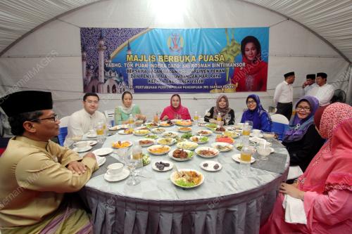 PH19_11062016_ROSMAH
