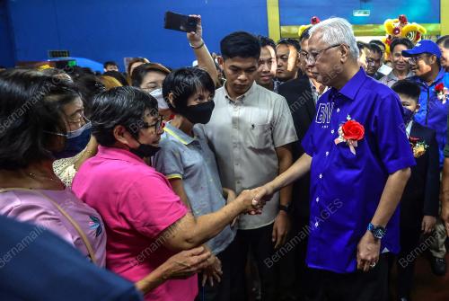 DATUK SERI ISMAIL SABRI YAAKOB