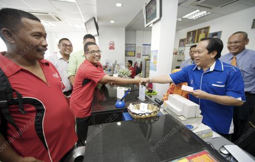 PH19_27042015_LAWATAN