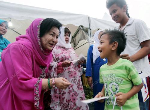 DATIN SERI ROSMAH MANSOR